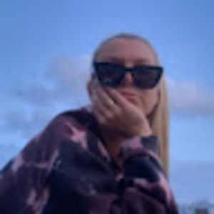 Meet your Posher, Annie